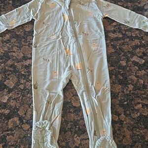 Kyte BABY Aloe Chick Long Sleeve Footie Pajamas